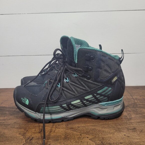 The North Face Boots Women's sz 7 Ultra GTX Surround Mid Hiking Boot Outdoor - Picture 1 of 9